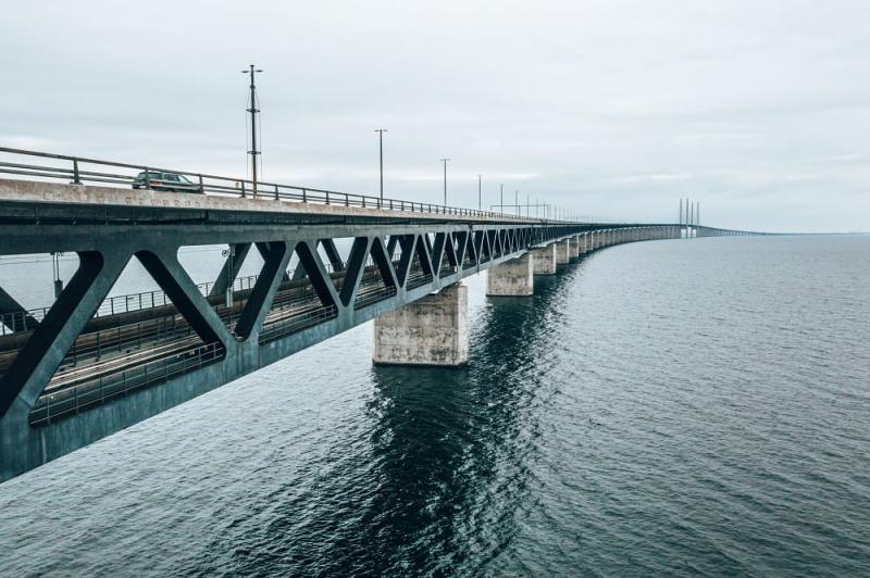 Как защитить бетонные опоры мостов от разрушения в воде
